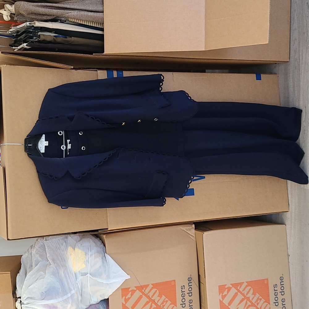 St John suit with top